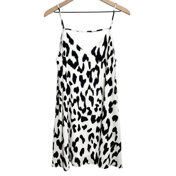 Peach Love California Black White Print Women Mini Dress Size Medium Brand New